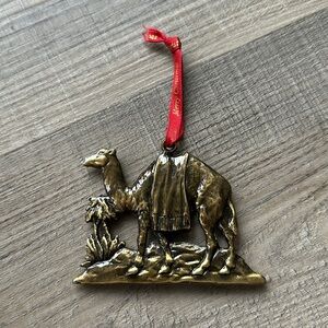 🎄Hallmark Camel Ornament